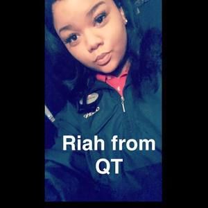 Meet your Posher, Mariah