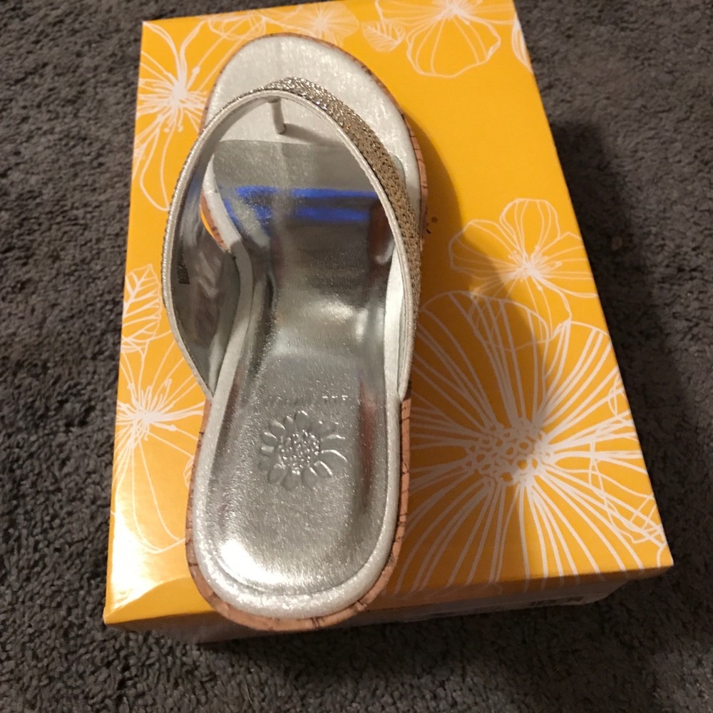 Yellow Box Sandals - Picture 3 of 6