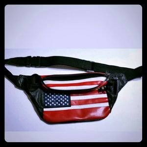 Fourth of July American flag fanny pack euc
