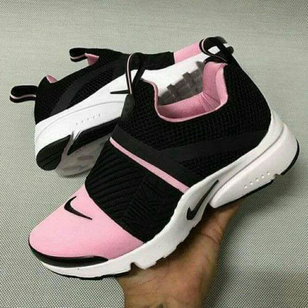 I'm searching for these Nike shoes