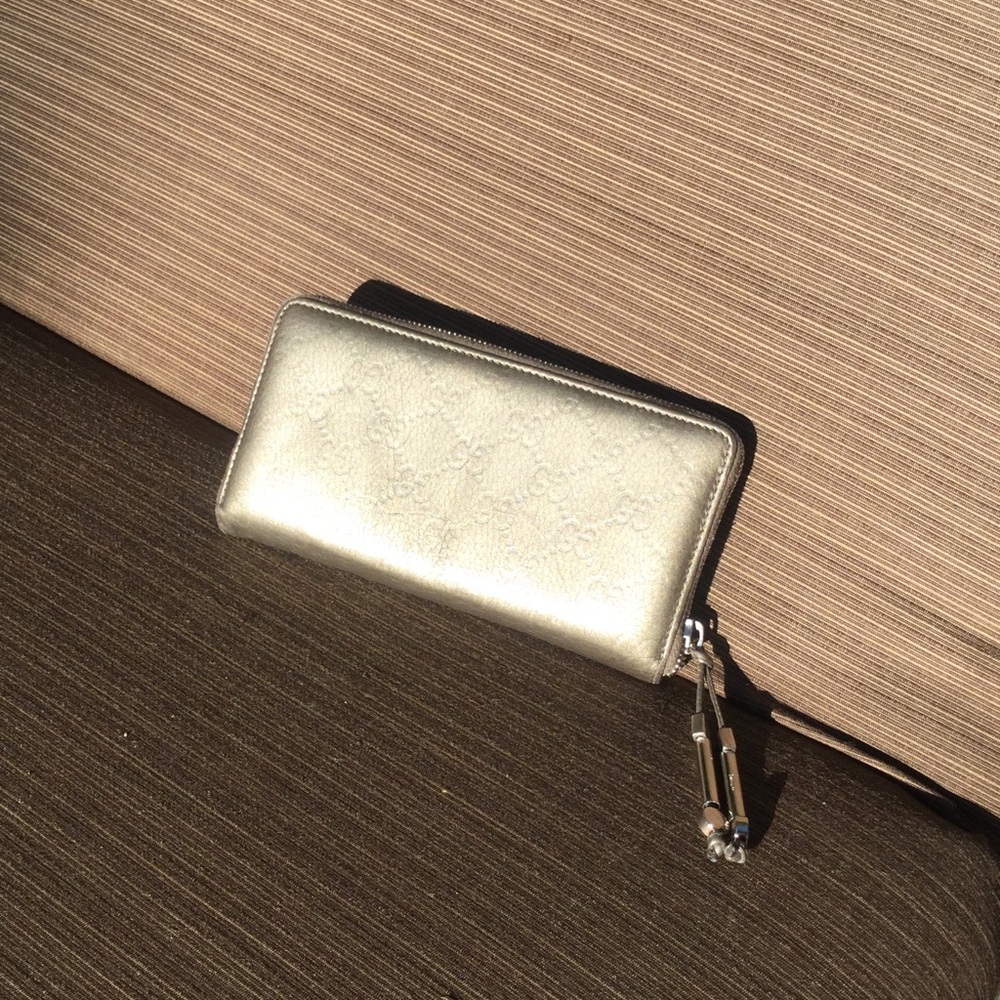 Gucci Wallet--Authentic
