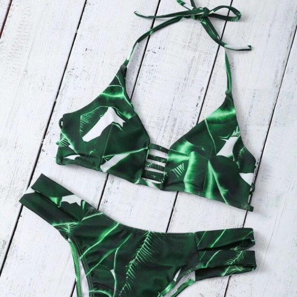 Vivid Leaf Print Cheeky Bikini - Picture 2 of 3