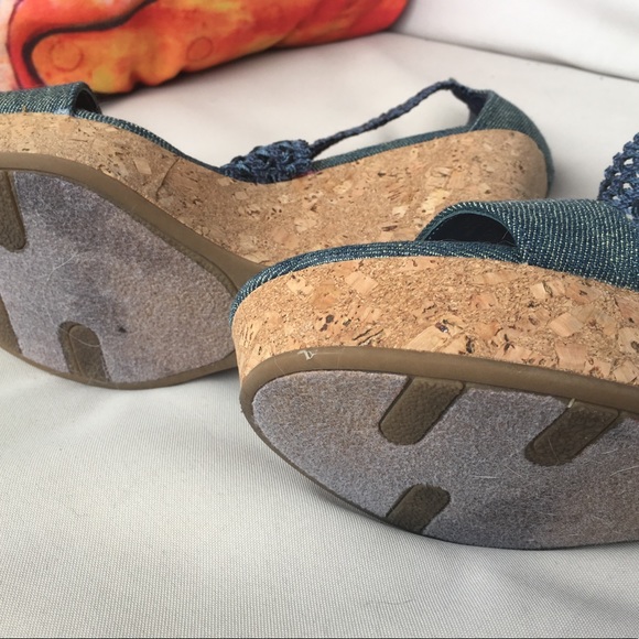 Platform wedges BNWOT - Picture 5 of 6