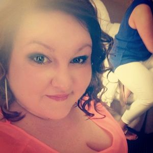 Meet your Posher, Laci