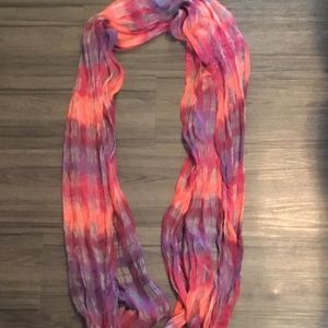 Multicolored scarf