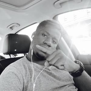 Meet your Posher, Maxime