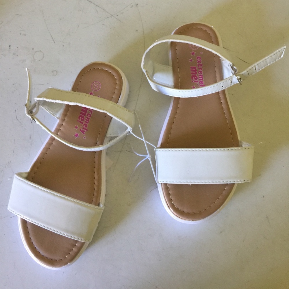 Extremely Me girl's white open toe sandal 11