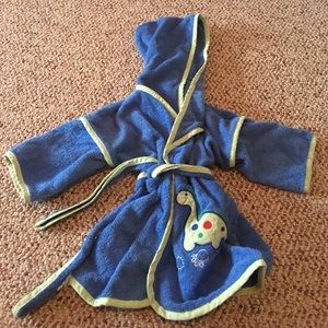 Boy cover up size 2t