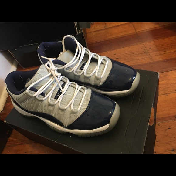 Jordan Retro 11 "Georgetowns" - Picture 2 of 3