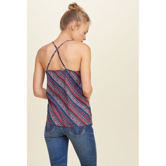 Hollister | Easy Woven Cami - Picture 2 of 4