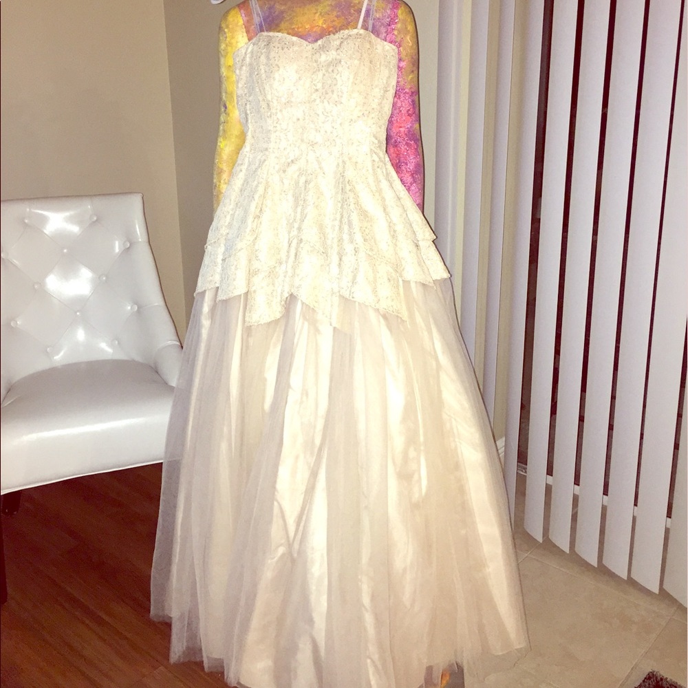 Prom, Sweet Sixteen or Quince dress
