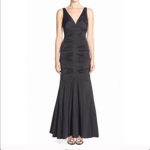 Mermaid Black Formal Gown in Black
