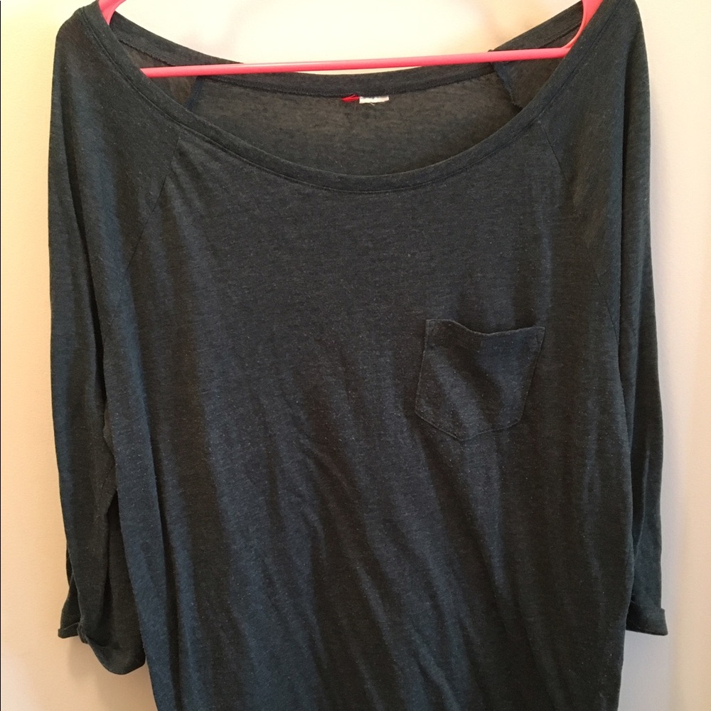 Heather green pocket tee
