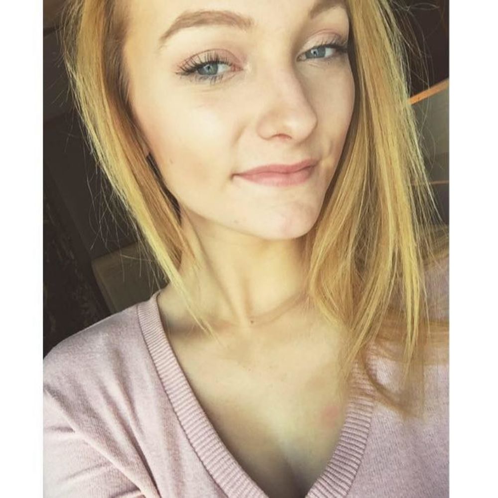 Meet your Posher, Marissa