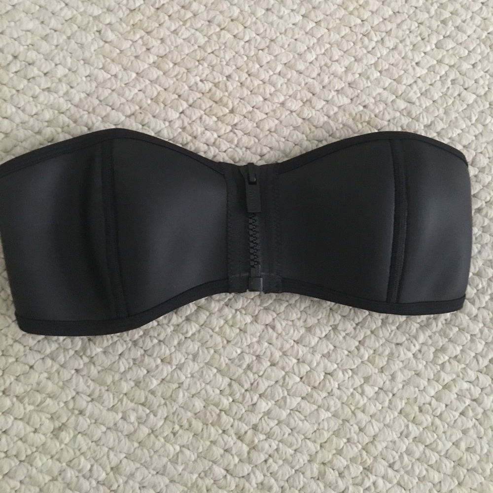 Triangl swimsuit top