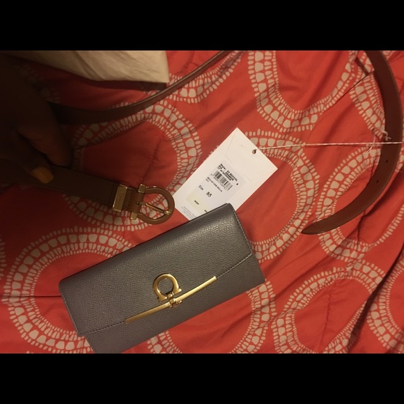 Tan Ferragamo belt 150 Grey Ferragamo Wallet 300