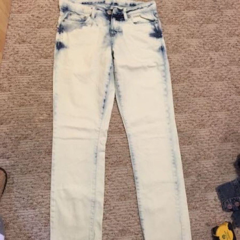 Aeropostale Size 0 Reg Bayla Acid Wash Skinny Jean