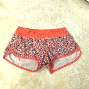 Lululemon Speed Shorts 2.5"