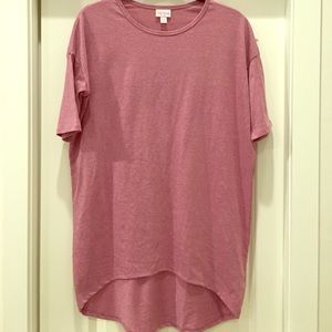 Raspberry colored Irma shirt in XXS