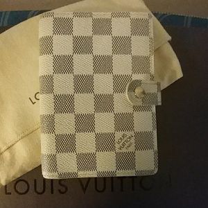 Louis Vuitton agenda Damier