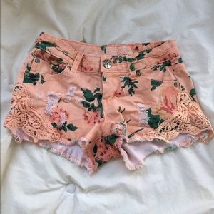 Vanilla star shorts
