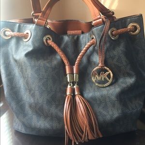 Michael Kors purse!! 💥💥