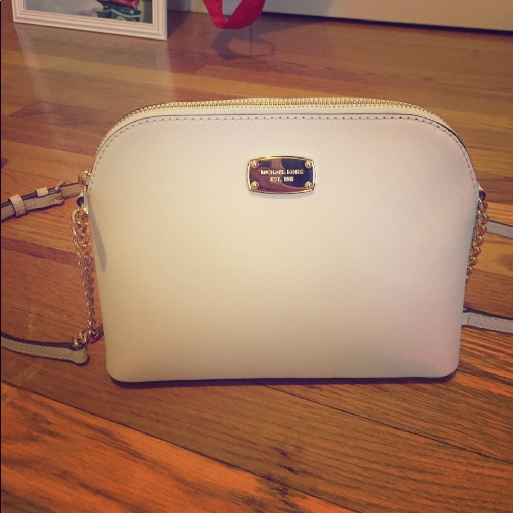 Brand new White micheal kors bombshell crossbody