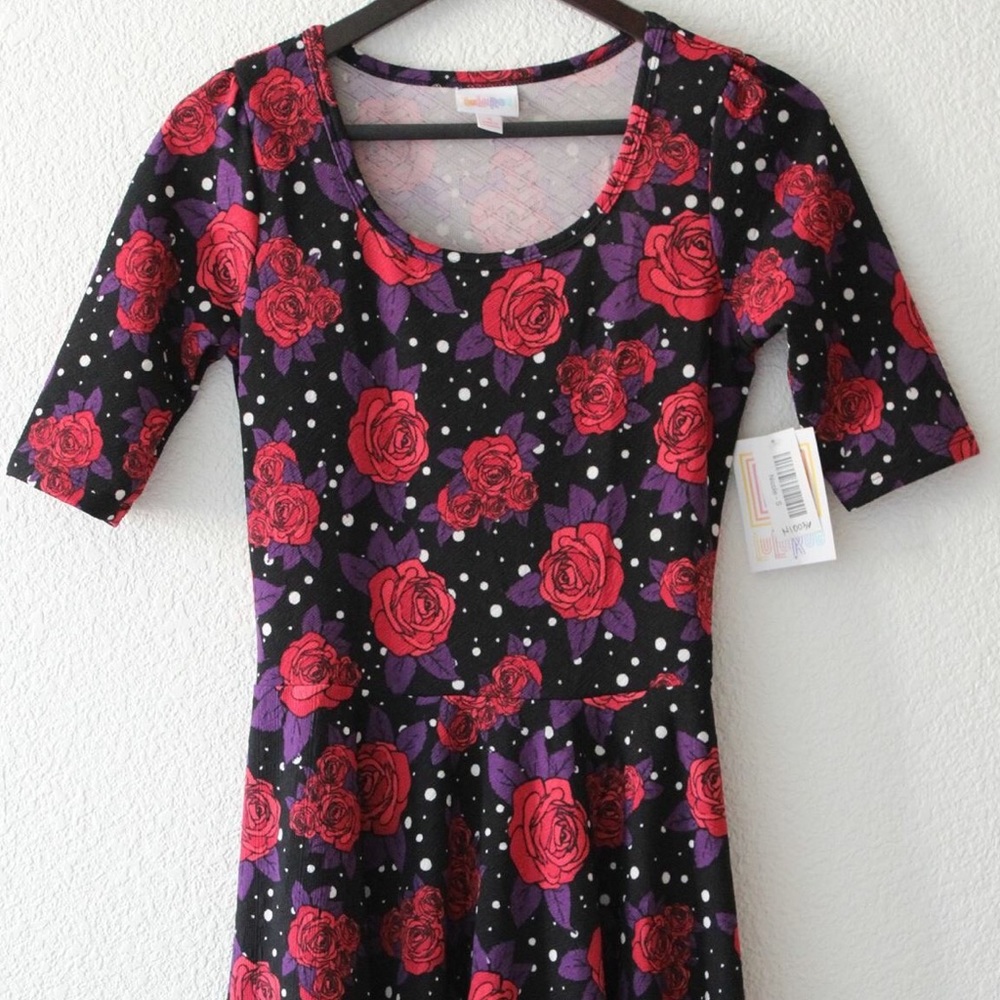 LuLaRoe Nicole - Disney inspired roses