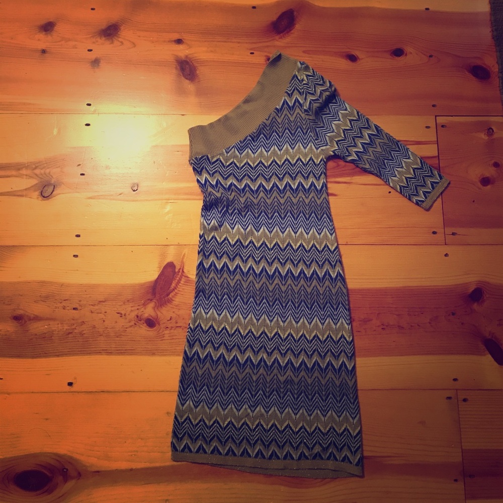 Sweater zig zag dress