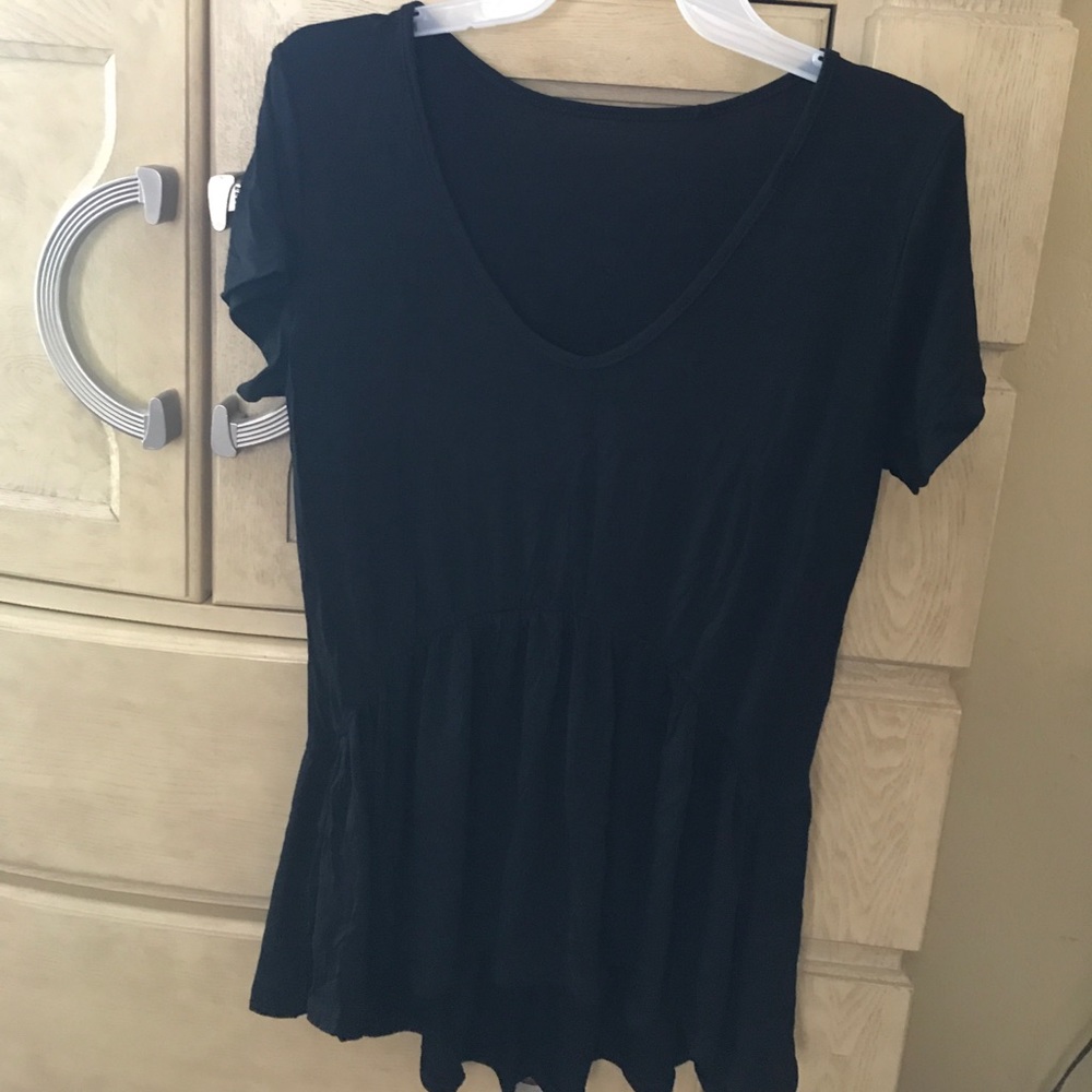 Womens black peplum hi lo top - NWOT