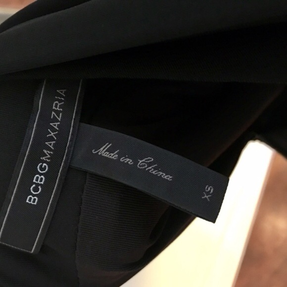 *SOLD* BCBGMaxAzria NWOT Plunge Bodycon Dress - Picture 2 of 4