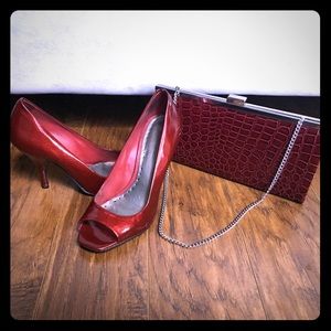 Red Hot 🔥 BCBG Girls peep toe pumps Size 7.5