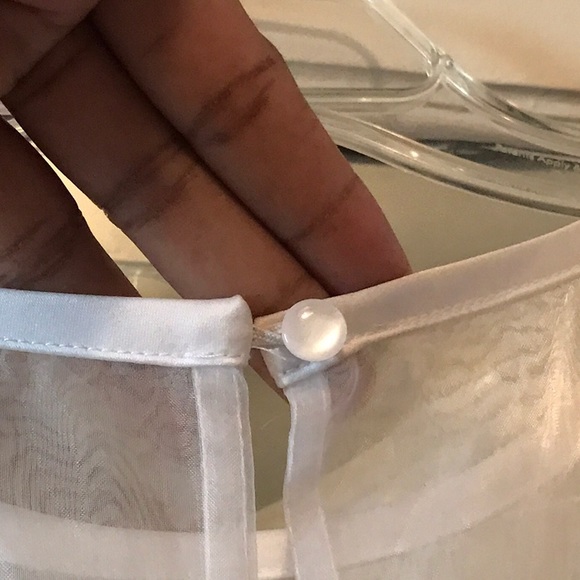 Beautiful Flower Girl/ Jr. Bridesmaid Dress - Picture 4 of 8