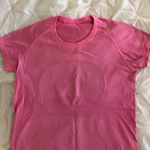 Lululemon Swiftly Tech Short Sleeve Crew - Picture 2 of 4