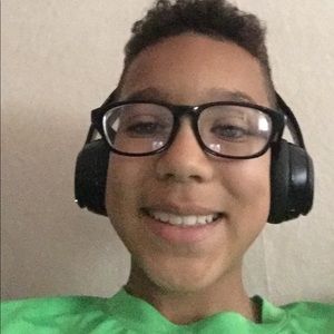 Meet your Posher, Youssef