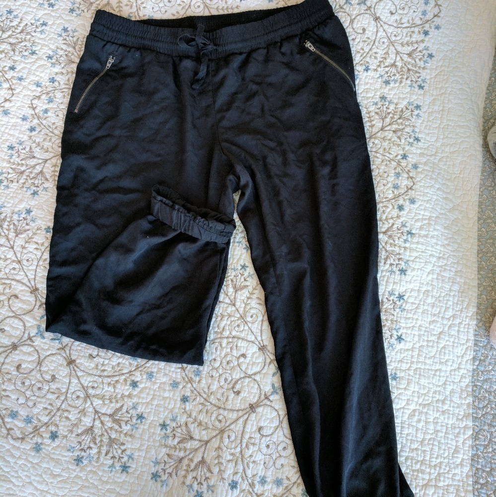 Black jogger pants