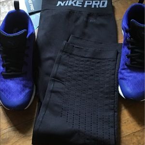 Nike Pro women's hyper cool series