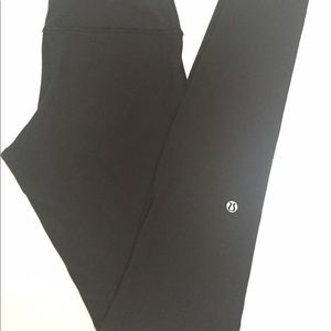 Lululemon black leggings