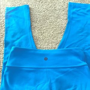 Lululemon WunderUnder reversible Capris