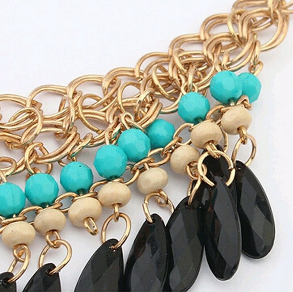 New!! Boho Bead Tassel Bib Statement Necklace - Picture 5 of 7