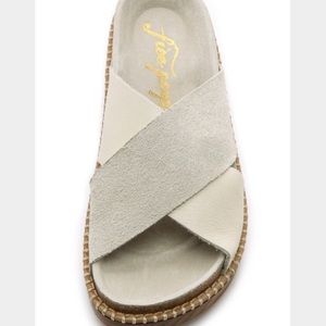 🌟NWOB🌟 Free People Brickell Sandals in Bone