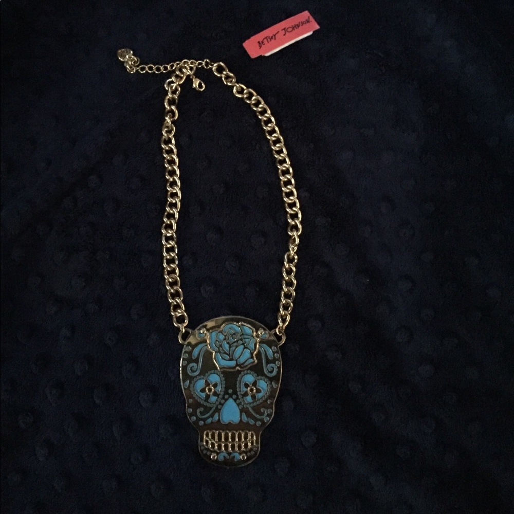 Betsey Johnson necklace blue sugar skull