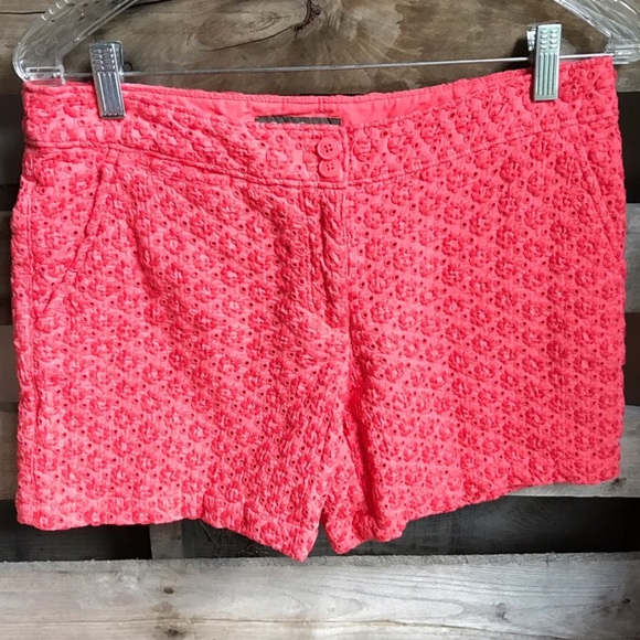 Tommy Bahama Shorts - Picture 1 of 3
