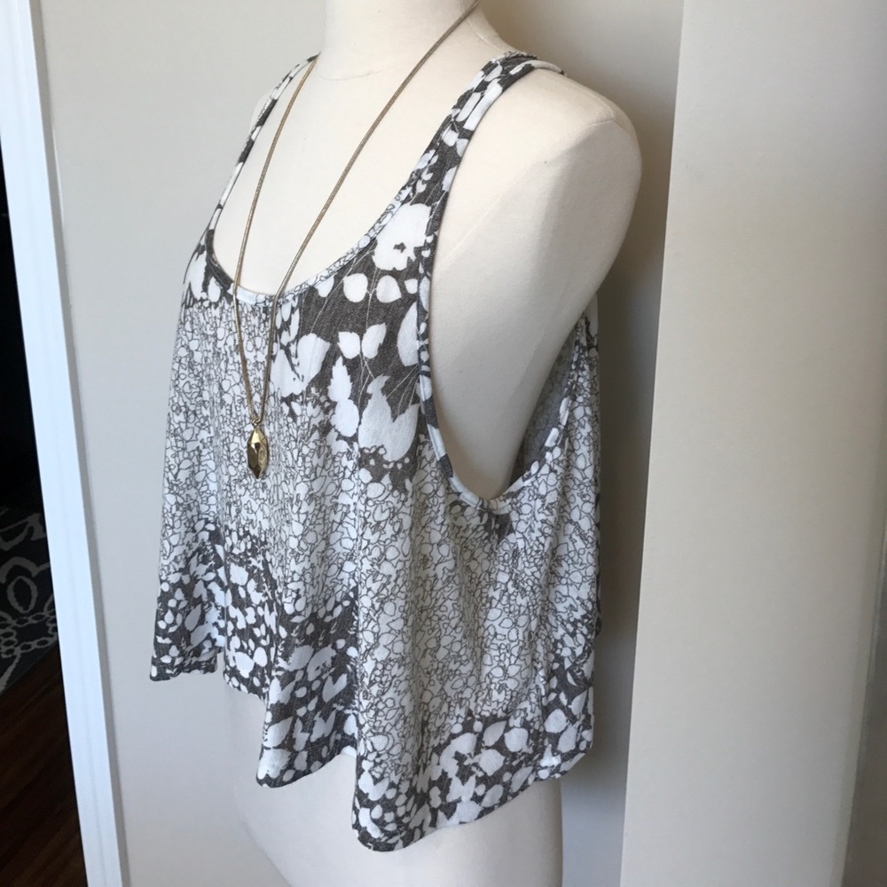 Cute Crop Tank - Picture 3 of 5