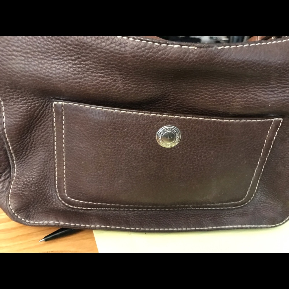 Brown coach hanbag