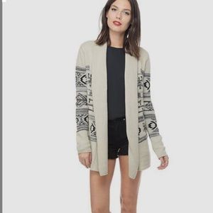 BB Dakota wool sweater