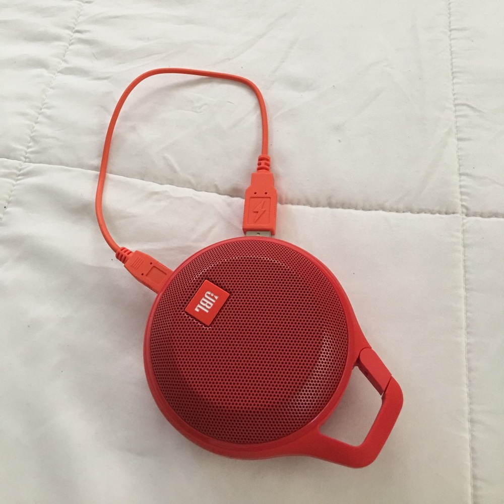 Bluetooth JBL speaker.