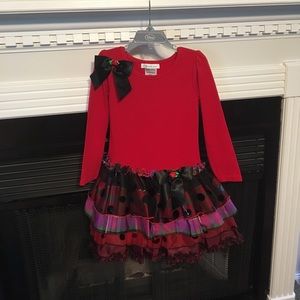 Girls fancy dress bonnie jean