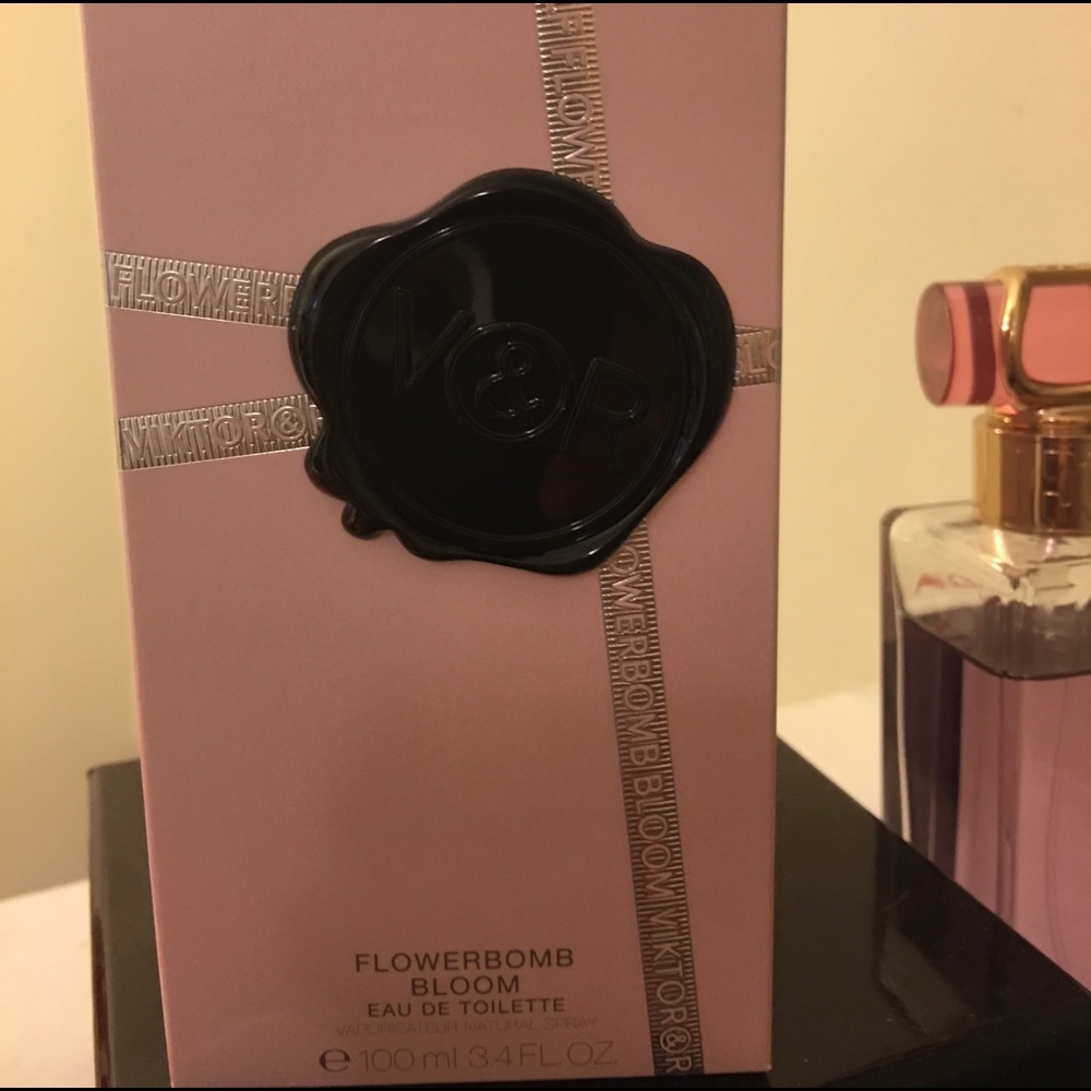 Viktor & Rolf Flowerbomb Bloom 3.4 oz