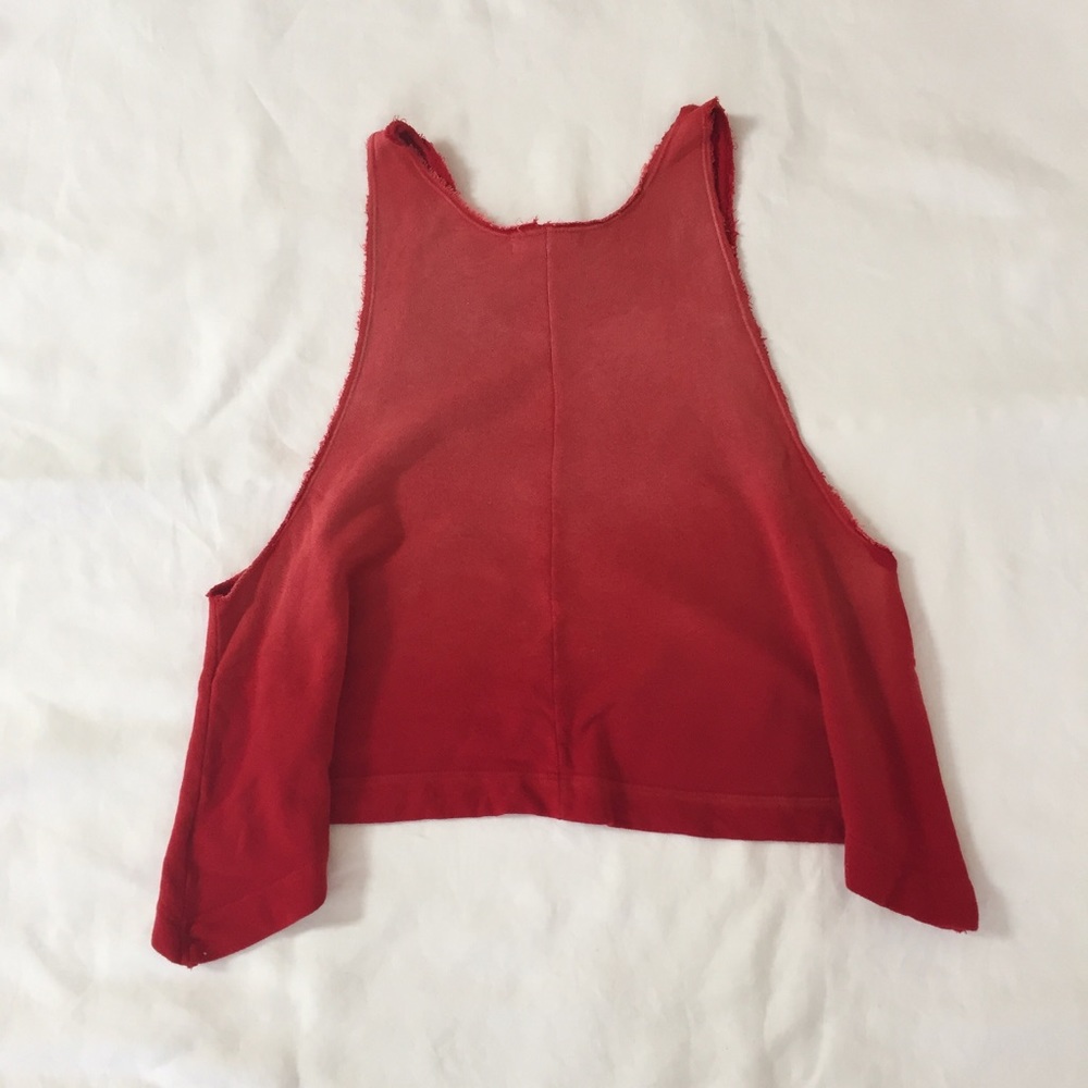 Red Ombré Low Arm Cutout Tank - Picture 3 of 6